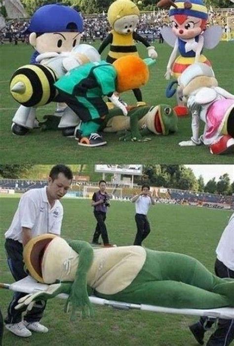 The Funniest Mascot Photos in Sports History