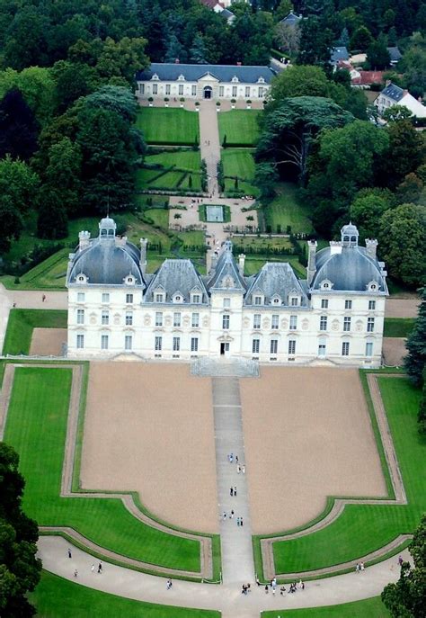Chateau de Cheverny Beautiful Castles, Beautiful Buildings, Beautiful Places, French Castles ...
