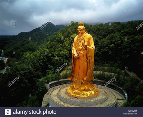 Laozi hi-res stock photography and images - Alamy