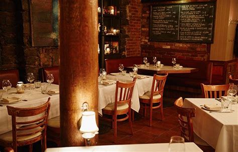 10 Montreal Old Port Restaurants Where You Need To Eat Then Repeat ...