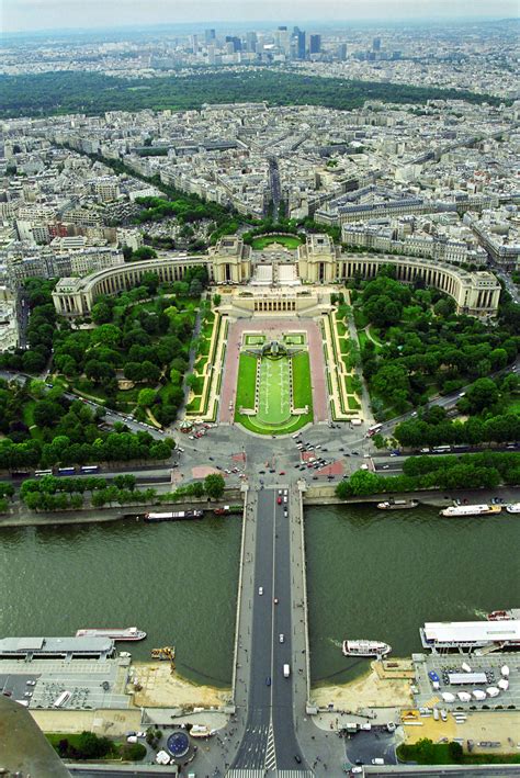 The Trocadero from the Eiffel Tower ~ Paris, France | Cidade