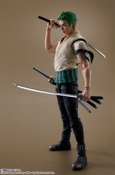 Bandai Tamashii Nations S.H.Figuarts Roronoa Zoro (A Netflix Series ...