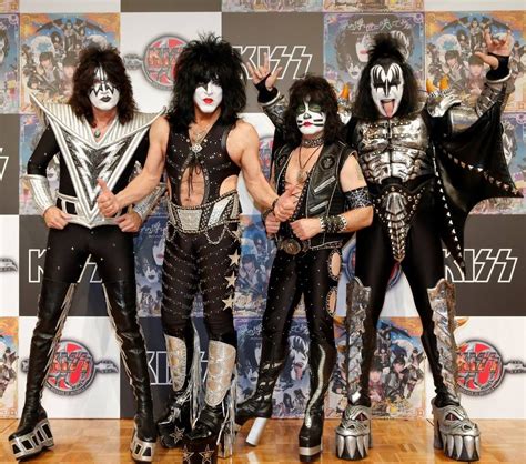 Kiss Images, Kiss Pictures, Kiss Costume, Rock Band Photos, Detroit Rock City, Kiss Me Love, 80s ...