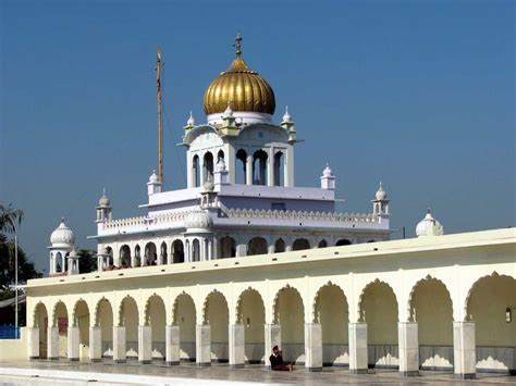 Gurudwara Fatehgarh Sahib, Sirhind | Timings, Entry Fee, How to Reach ...