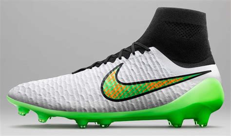 Weißes Nike 2014-2015 Fußballschuh Pack - Nur Fussball