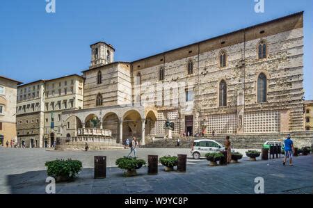 Perugia Cathedral (Duomo), Piazza IV Novembre, Perugia, Umbria, Italy ...