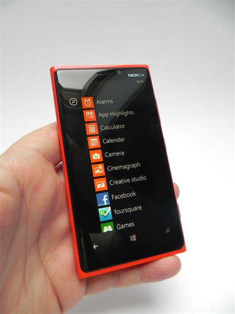 Nokia Lumia 920 Review: Simply the Best Windows Phone 8 Device, Excellent Cameraphone (Video ...