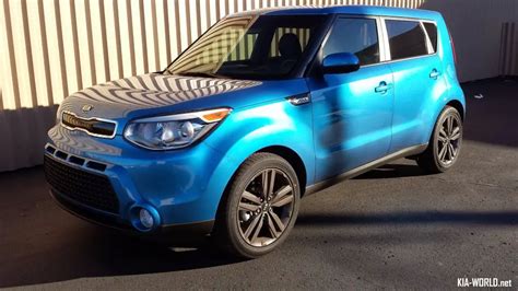 Cool Pics Of The Caribbean Blue Kia Soul + Owner Thoughts | Kia News Blog