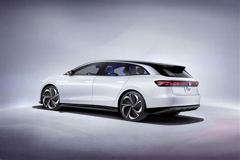 Volkswagen ID. SPACE VIZZION - the first electric SUV station wagon ...