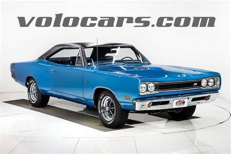 1969 Dodge Super Bee | Volo Museum