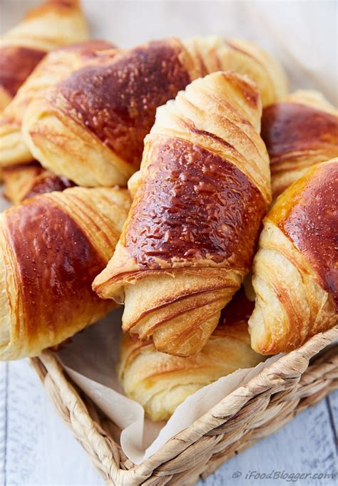 Tartine Croissant Recipe from the Tartine Bakery