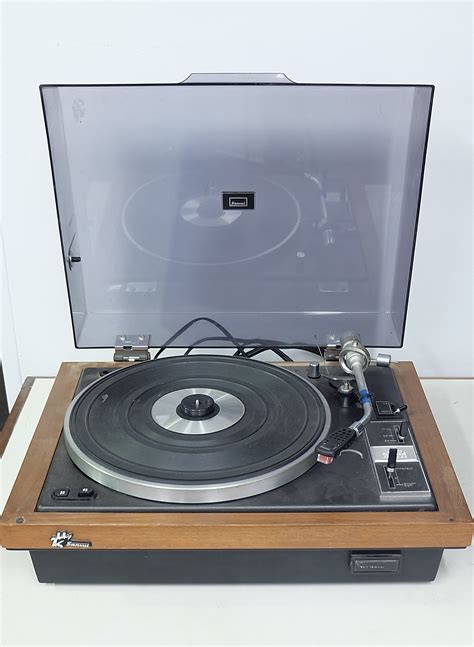 Vintage Sansui Turntable - Lot 1028408 | ALLBIDS