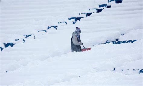 Buffalo snow videos from Bills stadium are wild ahead of 49ers game