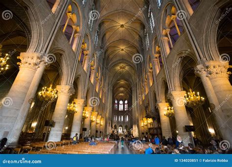 Notre Dame De Paris Cathedral Interior, Paris, France Editorial Photo ...