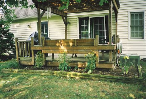 SECOND CHANCES: DIY Deck Makeover/Redo