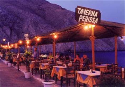 Taverna perissa, Restaurants in Perissa Santorini Greece