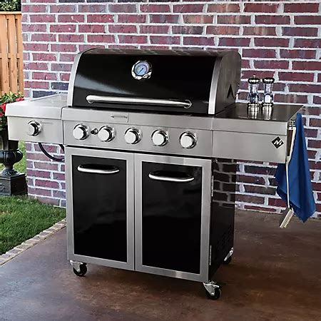 Member's Mark Stainless Steel and Porcelain 5-Burner Natural Gas Grill - Sam's Club