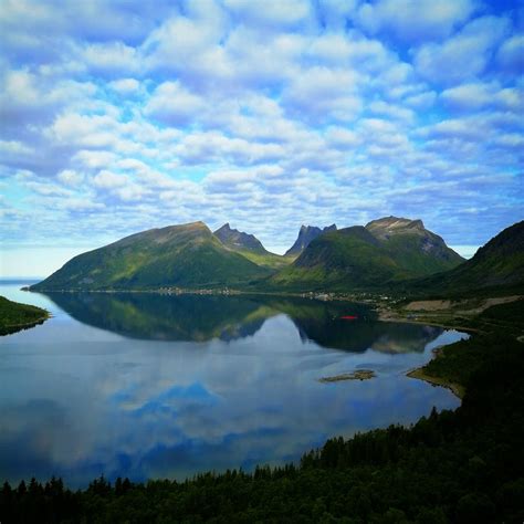 A amazing place for hiking and climbing 👌 Senja Island, Norway. : r/hiking