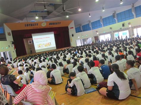 Danger Dan & Gadget Girl: Assembly talk at Lianhua Primary School