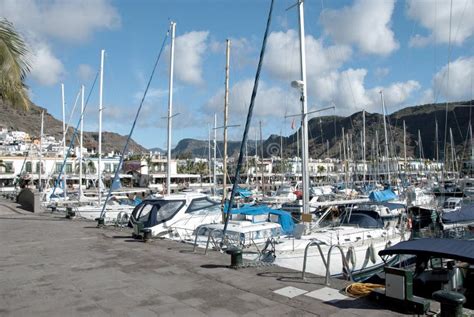 Puerto de Mogan Harbour stock photo. Image of marina - 19554244