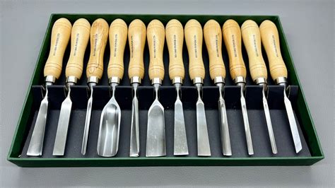 12 Piece Carving Chisel Set From Record Power - Tool Exchange