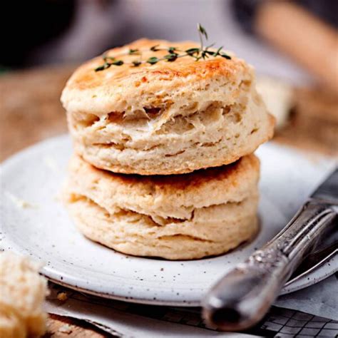 Easy Flaky Homemade Biscuits (No Baking Powder or Soda)