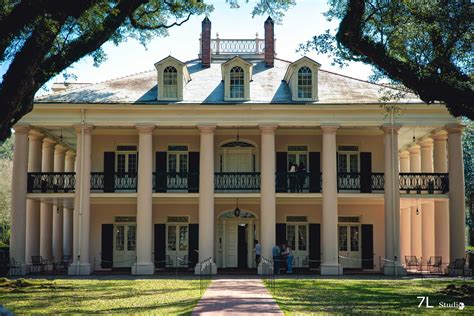 Southern Plantation House Plans - Bathroom and Garden