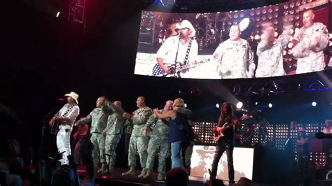 Toby Keith - "Courtesy Of The Red, White And Blue (The Angry American)" on 9/9/11, Camden, NJ ...