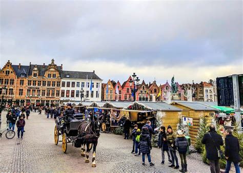 bruges christmas markets Bruges Christmas Market, Christmas Markets, Cozy Cafe, Holiday Park ...