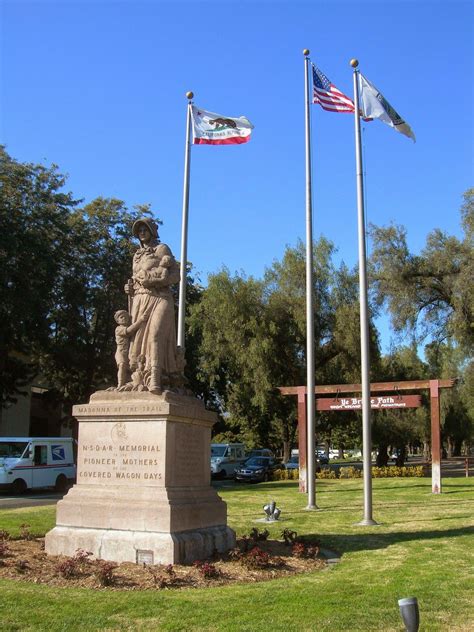 California Bear Flag at Madonna of the Trail Sculpture in Upland | California bear, California ...