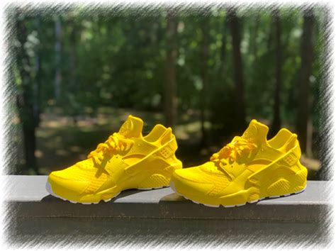 Custom Sunshine Yellow Nike Huaraches | Huaraches, Nike huarache, Yellow nikes