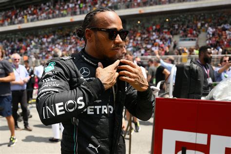 What is Lewis Hamilton’s salary? Exploring his current Mercedes ...