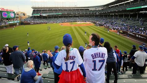 Chicago Cubs: Bleacher Seats: My fond memories at Wrigley Field | CubsHQ