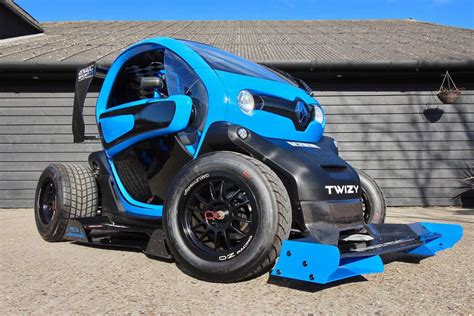 Just seen this on my fb renault twizy f1 and I think we need it in ...
