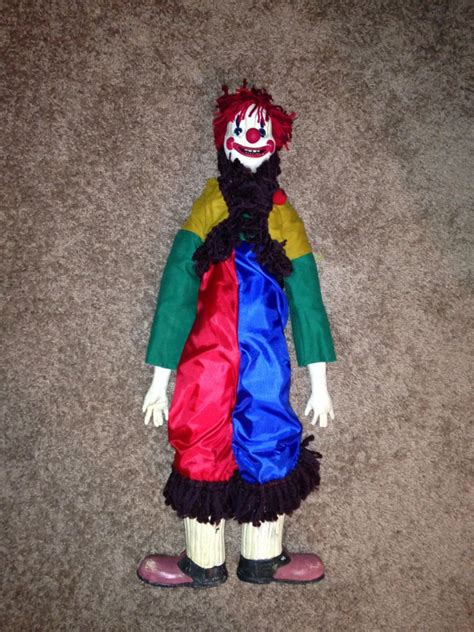 The 'Poltergeist' Clown Just Showed Up At My Door - Bloody Disgusting