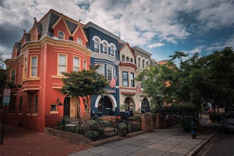 Best Neighborhoods in Washington DC to Visit - Bobo and ChiChi