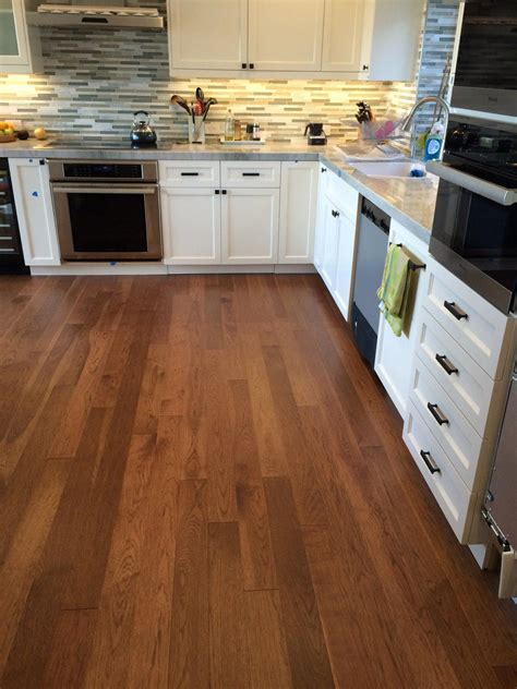 I really like this fabulous photo #wideplankfloorinstallation in 2020 | Wood floors wide plank ...