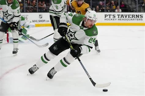 Roope Hintz (upper-body injury) out for Stars' opener vs. Blues