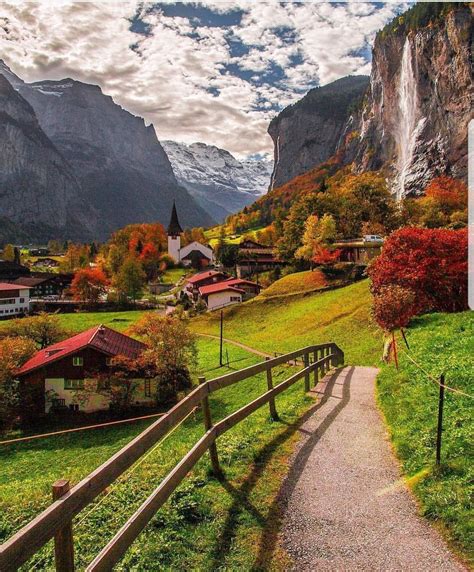 Lauterbrunnen, Svizzera | Beautiful places to visit, Places to travel, Beautiful places to travel