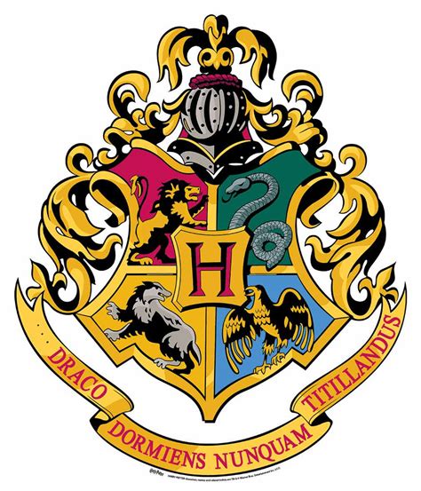 Hogwarts Crest from Harry Potter Wall Mounted Official Cardboard Cutout - Buy standups ...