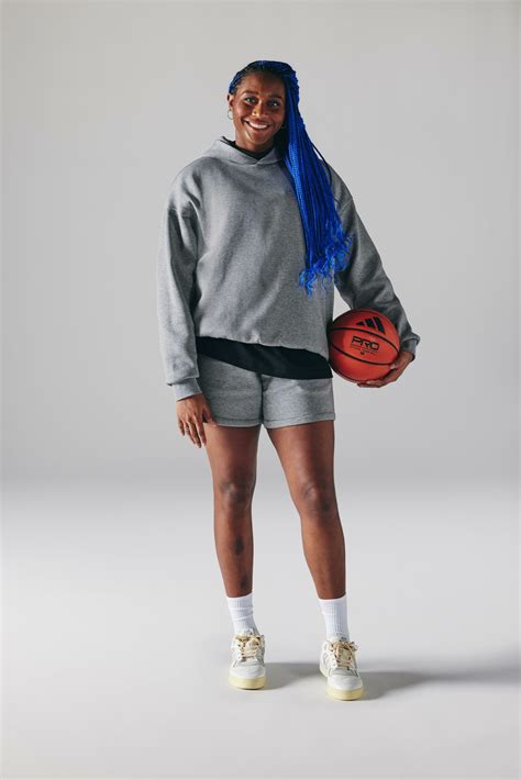 Sec Defensive Player Of The Year And No. 1 Overall Draft Pick Aliyah ...