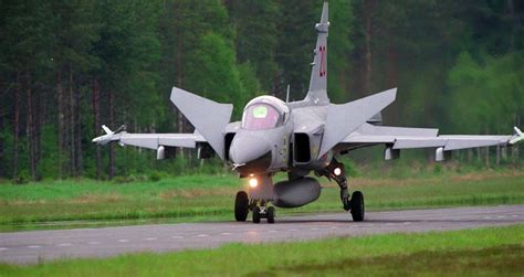 HD Swedish multi-role fighter - Saab JAS 39 Gripen wallpaper | Air fighter, Fighter aircraft ...