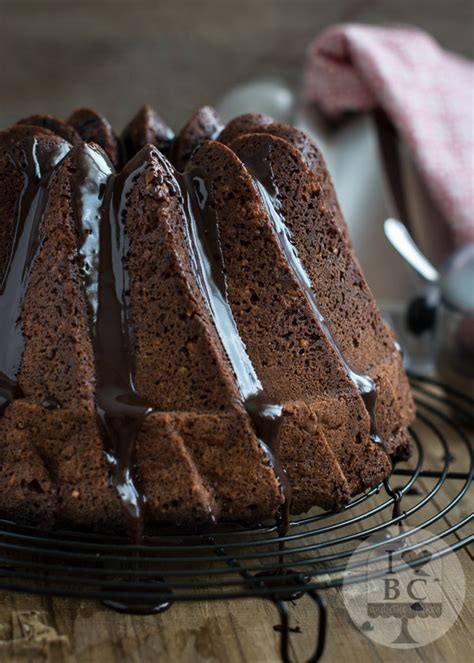 Tunnel of Fudge Bundt Cake | ILoveBundtCakes