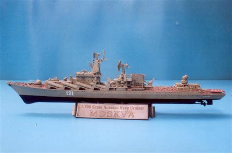 Shimakaze Destroyer & Slava Class Cruiser "Moskva" 1:700 - FineScale Modeler - Essential ...