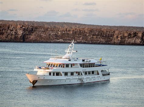 Passion Galapagos Yacht | Galapagos Luxury Cruise - Bespoke Galapagos