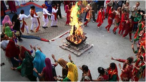 Happy Lohri 2020: Date, Shubh Muhurat, history, significance of Lohri ...