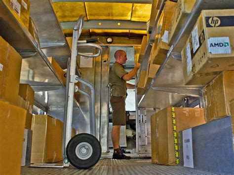 UPS Christmas Delivery Delay - Business Insider