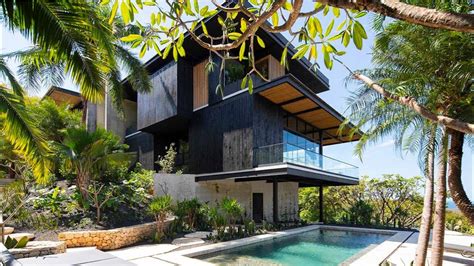 A Costa Rican House With Privileged Views Of The Pacific