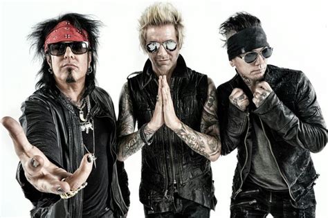 Sixx Am 😎🎸😎🎤😎🎸