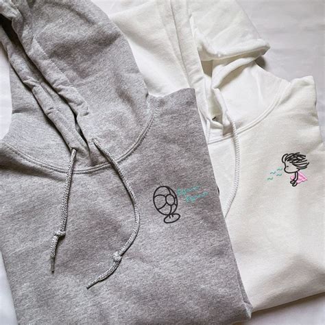 Custom Embroidered Hoodies In Bulk | BERUNWEAR